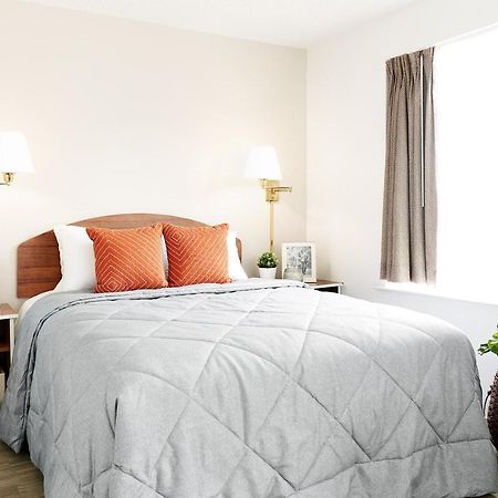 Intown Suites Extended Stay Orlando Fl - South Williamsburg Екстер'єр фото