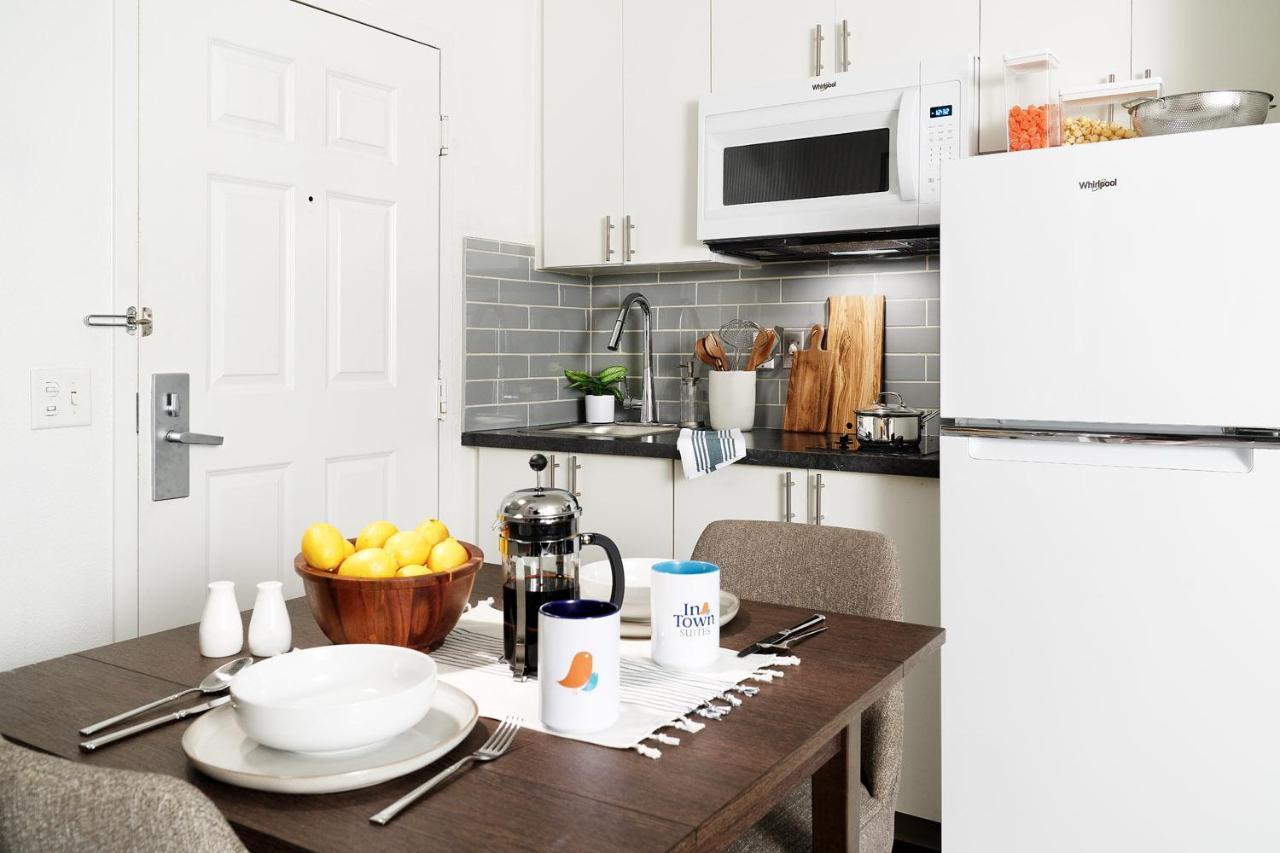 Intown Suites Extended Stay Orlando Fl - South Williamsburg Екстер'єр фото